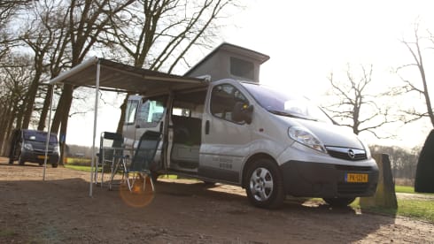 Stiki │ Luxury 2 person camper