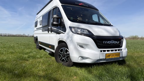 Making Memories 5 – 2023 Malibu charming GT640 Automaat luxe Buscamper skyview 