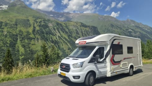 4p Challenger semi-integrated uit 2020