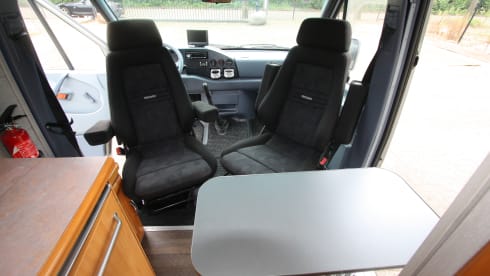 Neat 2p. Mercedes Sprinter with XL fixed bed and strong 120 HP 5-cylinder