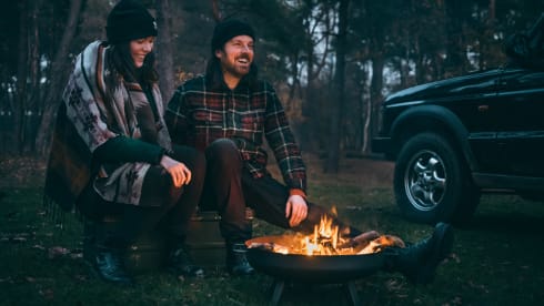 WOLF V8 – Adventure & freedom with a Land Rover with roof tent!
