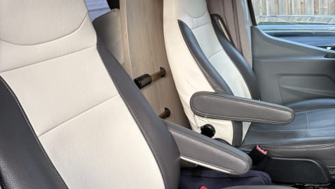 6p Ford alcove uit 2019
