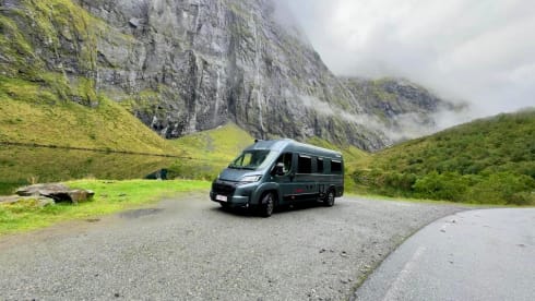 TalisIVIan – Nieuwe Peugeot van 6m40 - 2 personen