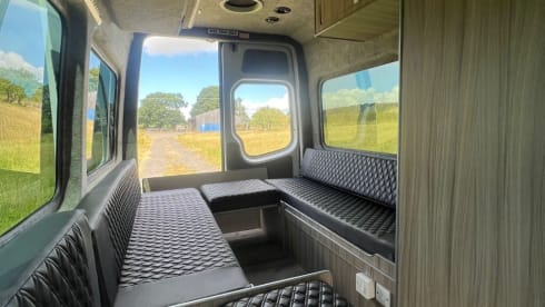 4 berth Mercedes-Benz bus campervan