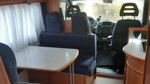 Hartreize – 4p Fiat semi-integrated from 2003