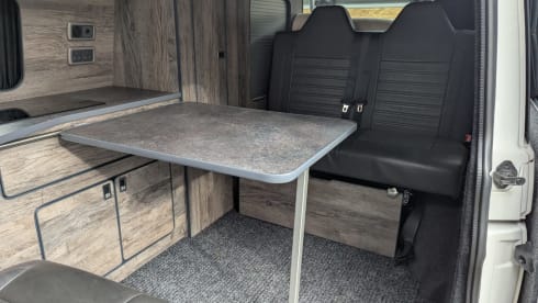 Bob  – Beautiful 4 berth Volkswagen camper van 2016 (2 adults & 2 children)