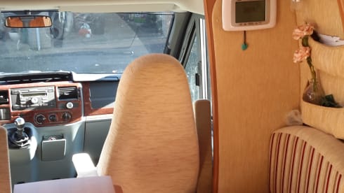 Make a nice relaxing trip with our camper!