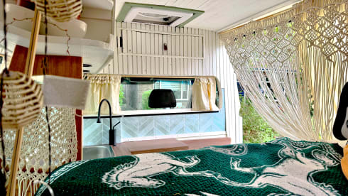 Luna, jouw compacte huis op wielen vol vrijheid! – 2p Volkswagen bus from 2013