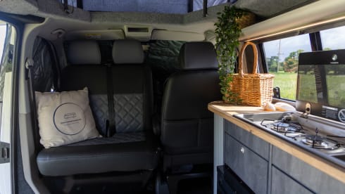 COOPER THE CAMPER – 2016 Volkswagen Camper