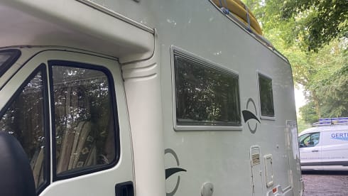 MOBI – Spacious Auto roller Granduca family mobile home