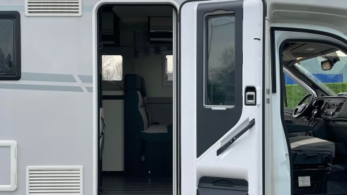 Roller 84 – ROLLER TEAM 284TL 5PERS. AUTOMATIQUE 2023 ENTIÈREMENT ÉQUIPÉE!