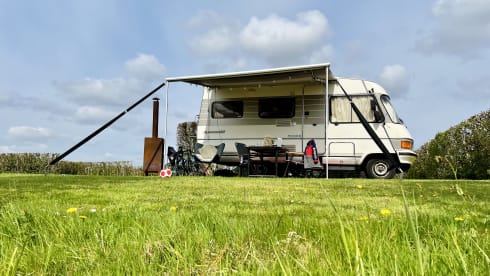 4p Hymer integrated from 1990