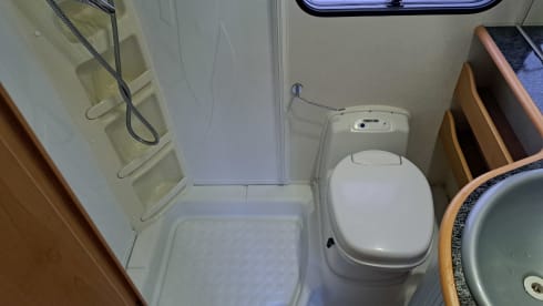 LOUISTJE 🚐 – 6p McLouis alcove from 2007