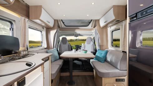 Kerdy – Our Carado T 549 would like to show you the world