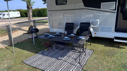 Sunlight T680 Adventure Edition - 4 berth semi-integrated Motorhome (2025)