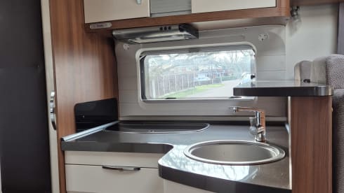 2 berth Hobby semi-integrated from 2016