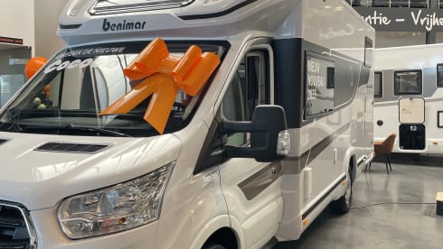 5p Benimar semi-integrated uit 2025