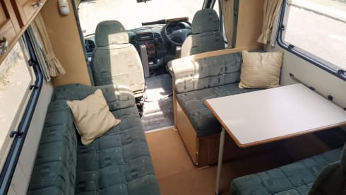 Elddis – 4 berth Peugeot alcove from 2006