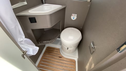 Etrusco  – Etrusco Campervan Double Bed 