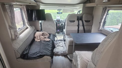 BROLA – 6 berth Fiat alcove from 2021