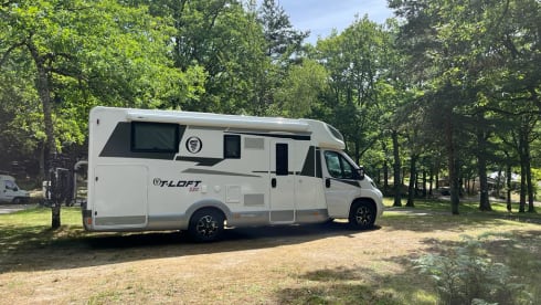 Brand new 2022 luxury Elnagh T-loft for 5 p