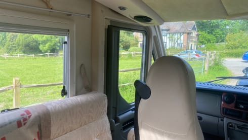 Aisholpan – Comfortable 4 berth Adria Vision for all weather travel fun