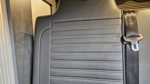 Silverline Swamper – 4 berth Volkswagen campervan from 2018