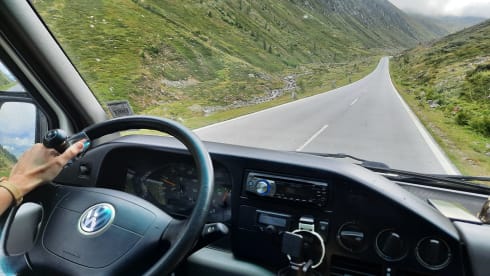 Snoet – 2p Volkswagen bus from 2021