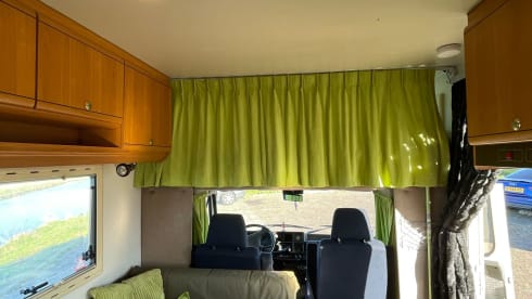 Traveller – Spacious, adventurous and reliable Fiat Ducato Traveller 6 pers.
