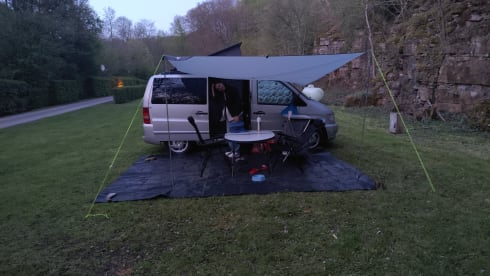 Danny de Vito – Mercedes-Benz Vito camper van 