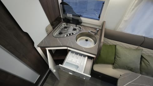 4p Benimar semi-integrated from 2025