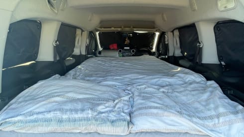 Pijota – Peugeot Partner Tepee Campervan