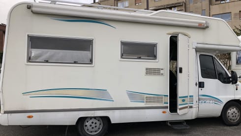 Antonietta – Elnag 2.8 5 beds