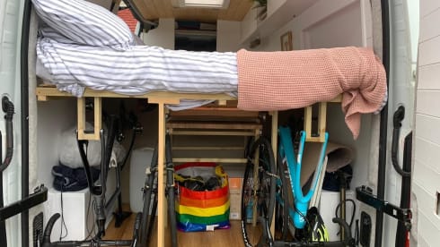 Daisy the van – Beautiful campervan conversion