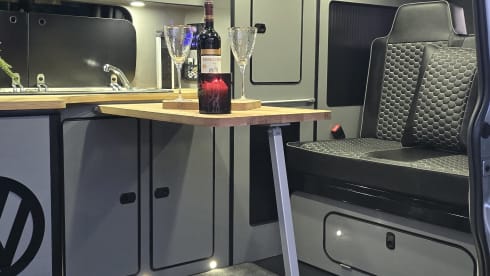 Wikes Adventures – 4 berth Volkswagen campervan 