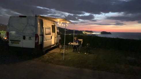 Mees – An attractive, self-sufficient and practical house on wheels!