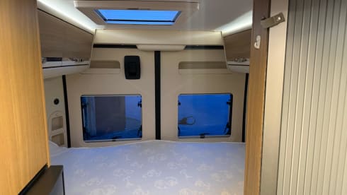 2p Adria Mobil bus uit 2018