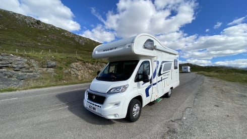 Maddy – 4 berth Fiat Swift Escape 644 from 2014