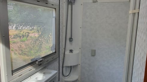 Champ – Traveling from central France