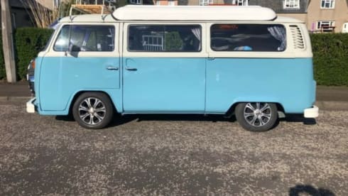 Roddy  – R – Volkswagen-Bus mit 2 Schlafplätzen von 1972 – frühe Abholung/späte Abgabe