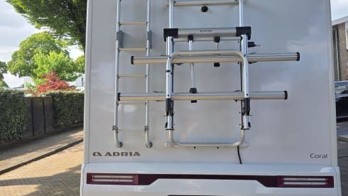 Fran01 – Adria Coral Axess 600 SL
