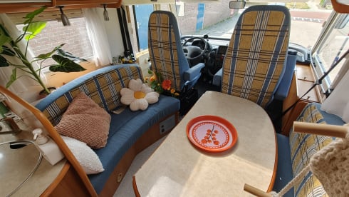 Pino – Patente B Hymer Automatico 6p - In vacanza con Pino 