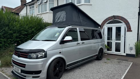 Vanny – VW T4 4 berth.