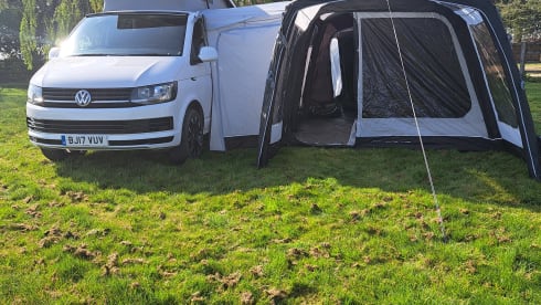 Blizzard  – 4 berth Volkswagen campervan from 2017
