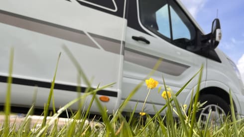 happy camplife – 5p Ford semi-integrated uit 2023