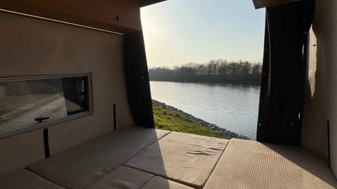 Hugo – Autarker und super ausgestatteter Camper Hugo