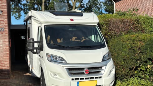 3pers. Bürstner 2015 luxe + zeer compleet