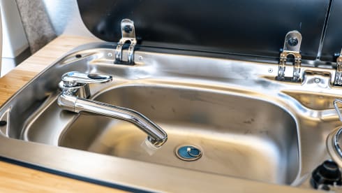 4 berth Volkswagen bus from 2012