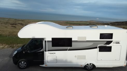 Rimor Laju – Spacious and new family camper for max. 6 people