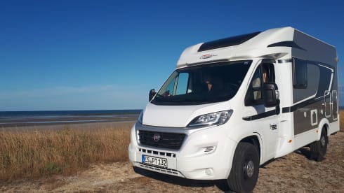 Pumba – Compact semi-integrated for your adventure